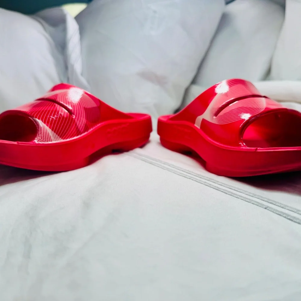 OOFOS OOAHH LIMITED SLIDE SANDAL - NEON BERRY BREEZE hot pink - Picture 4 of 7